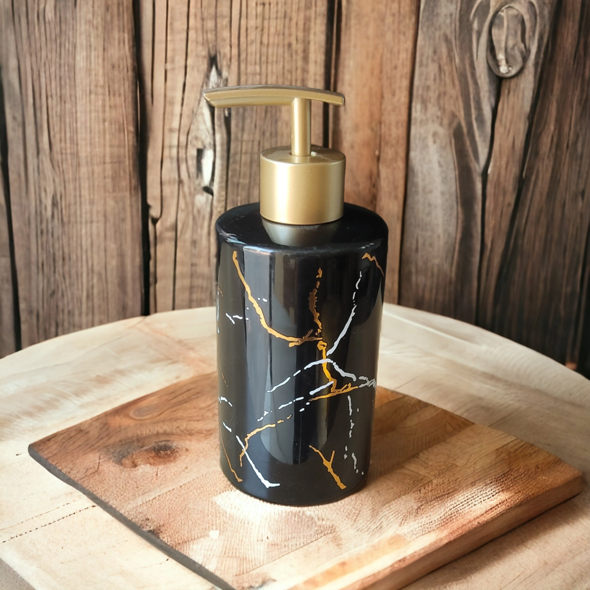 Italian Concept Design Liquid Soap, Shampoo, Conditioner, Shower Gel Dispenser for Bathroom & Kitchen (350ML, Black & White, Ceramic) in Maharashtra, Tamil Nadu, Kerala, Uttar Pradesh Italian Concept Design Liquid Soap, Shampoo, Conditioner, Shower Gel Dispenser for Bathroom & Kitchen (350ML, Black & White, Ceramic) in Maharashtra, Tamil Nadu, Kerala, Uttar Pradesh